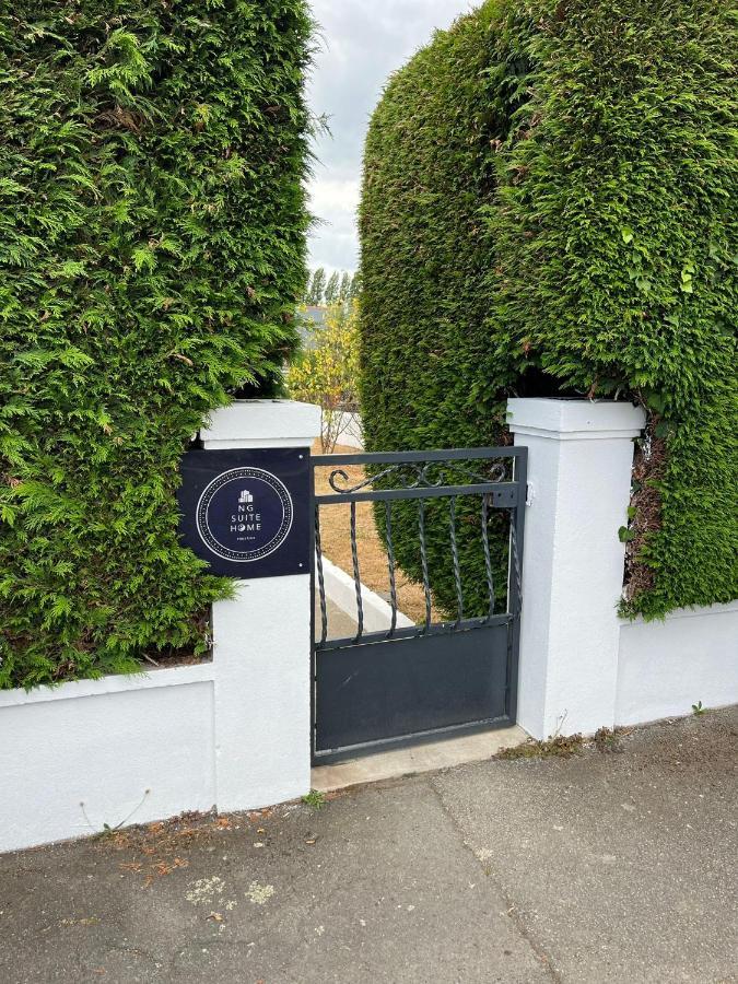 Ng Suitehome - Queven - Balneo - Netflix - Wifi Exterior photo